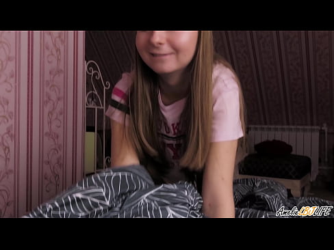 ❤️ Blondie nqus nws BFF qhov tob thiab tau Cum hauv nws lub qhov ncauj porno  ntawm hmn.pornpictureshq.ru%  ❌ Ib